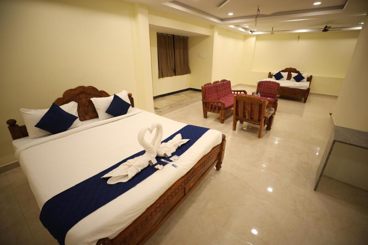 A.R Residency Hotell Chennai Exteriör bild